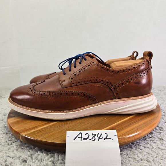 Cole Haan GrandEvolution Brown Leather Brogue Wingtip Casual Oxford Mens 10.5 M - Picture 1 of 12